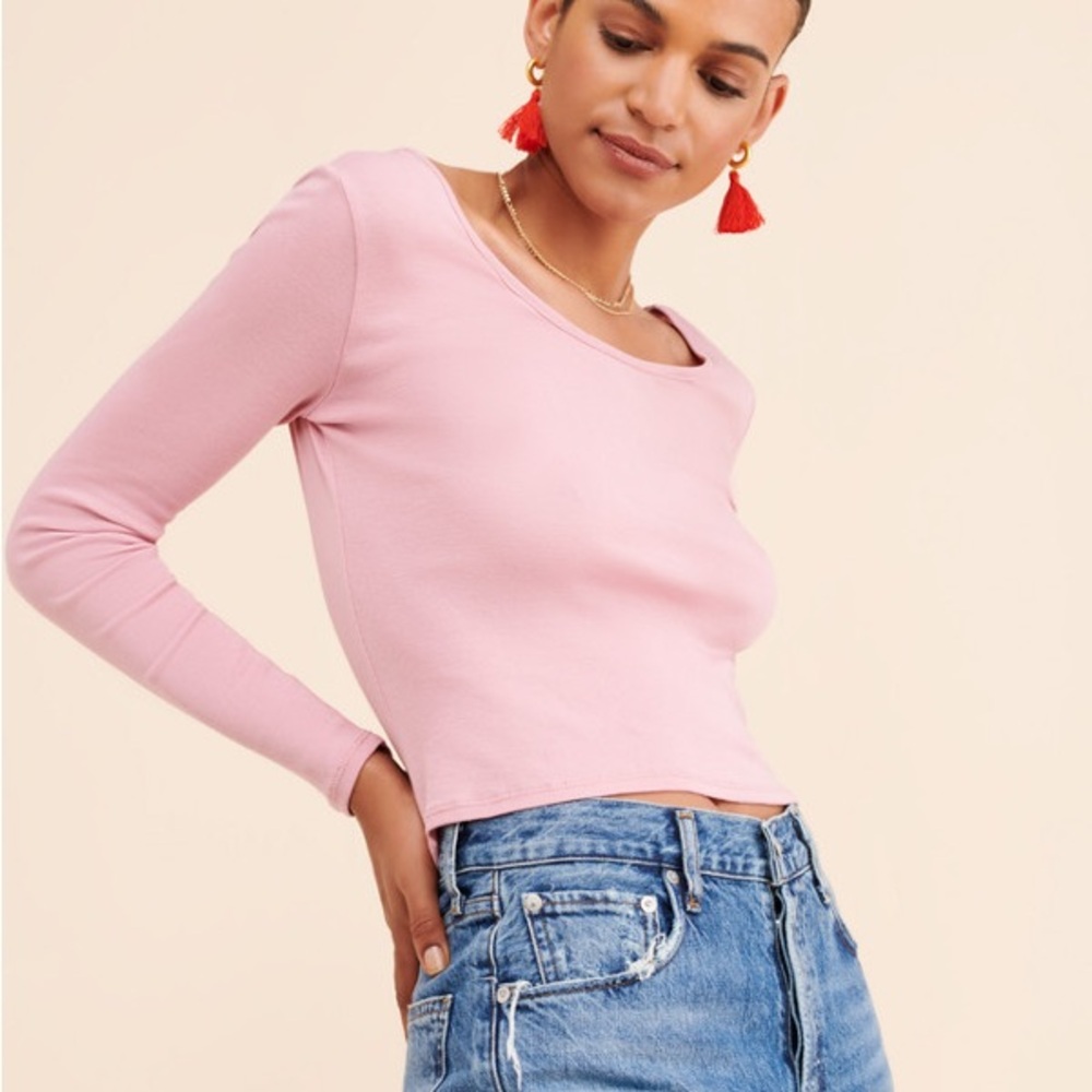 CHASER Scoopneck 100% Cotton Tee